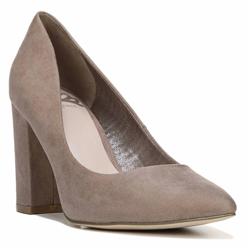 NEW FERGALICIOUS BY FERGIE women's diva pumps in tan